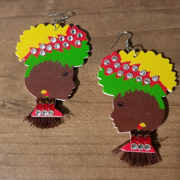 Jamaican girl earrings with Swrk. Crystals! - Picture 2 of 4